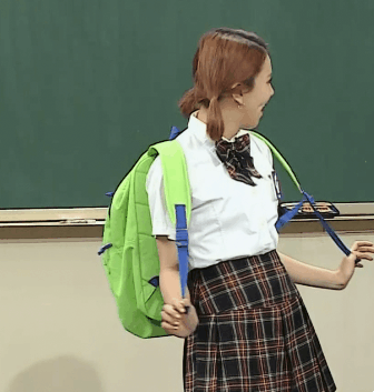 [트와이스] 심바 닮아서 아기맹수라고 불리는 채영이 짤들.jpg | 인스티즈