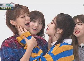 친구끼리 애정표현으로 못하는 사람은 절대 못하는 것.gif | 인스티즈