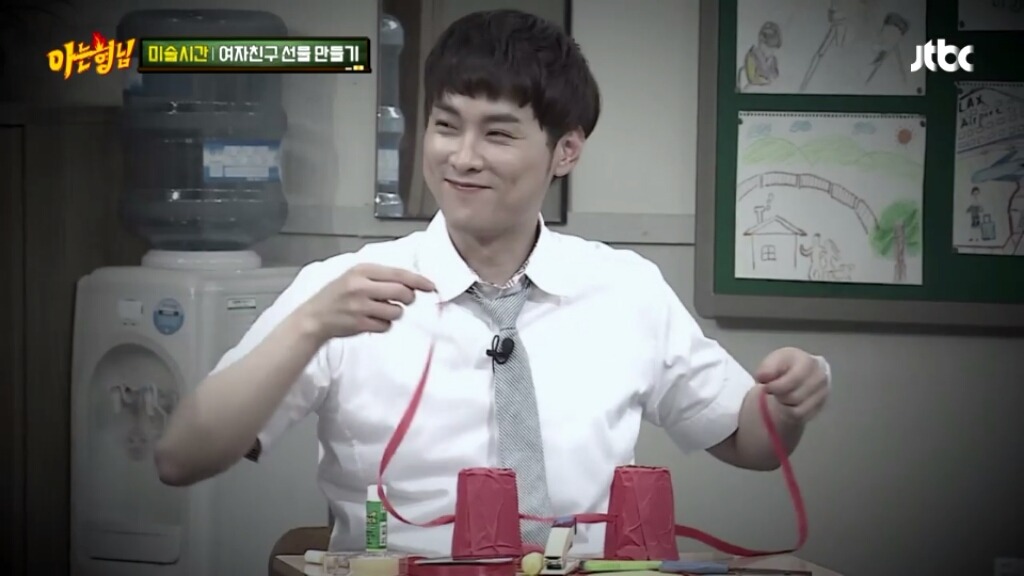 [아는형님] 민경훈의 선물 | 인스티즈