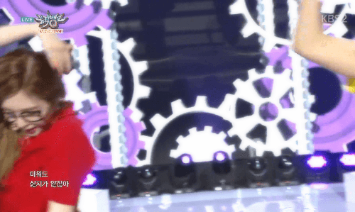 안경 쓴 아이린.GIF | 인스티즈