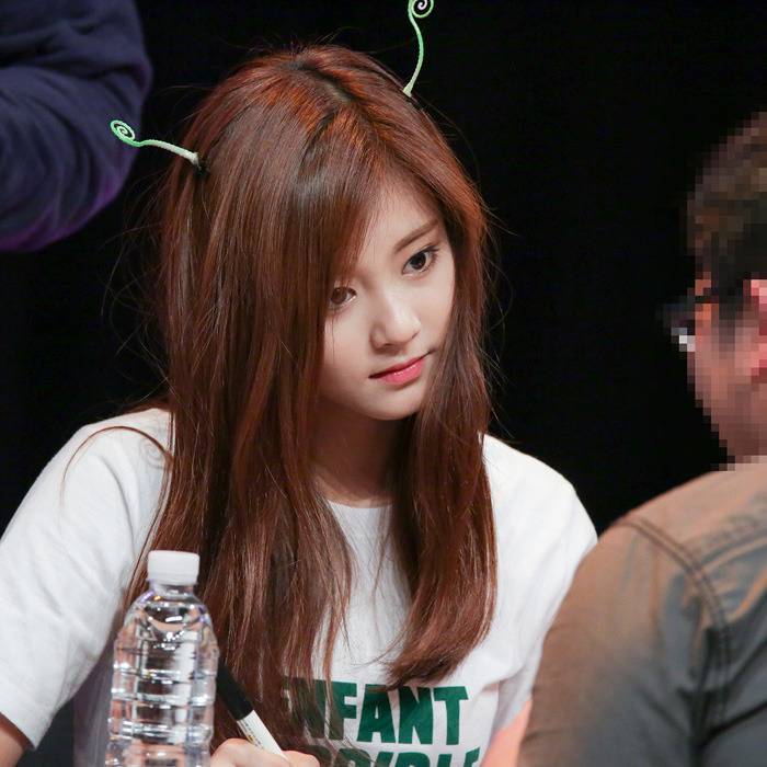 여아이돌 잘생긴남자 볼 때 vs 덕후들 볼 때 차이 | 인스티즈