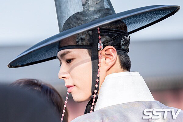 오늘자 경복궁에 간 박보검 | 인스티즈