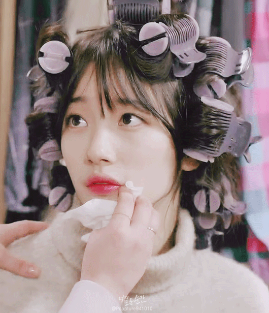 얼굴 열일하는 수지.gif | 인스티즈