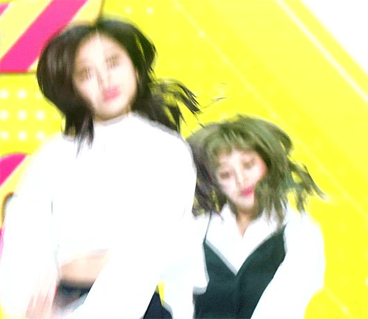 트와이스) 뮤뱅 TT 쯔위 움짤 | 인스티즈