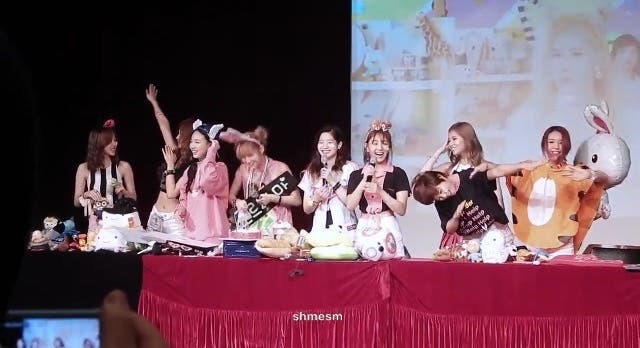 [트와이스] 타이밍을 못 맞추는 쯔위 | 인스티즈