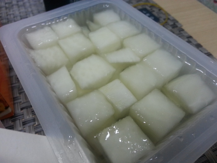 일본인들이 한국식 치킨 먹을 때 의외로 많이 좋아하는 거.jpg | 인스티즈