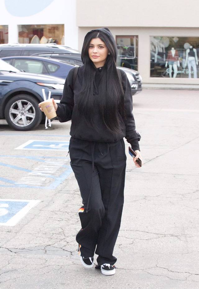 거의 가발을 애용하는 카일리의 진짜 자기머리.jpg | 인스티즈