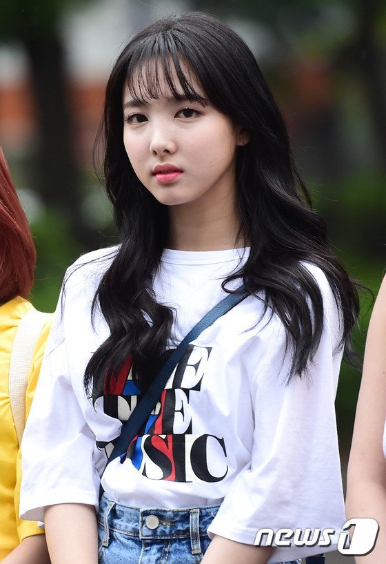 [트와이스] 뮤뱅 출근길 | 인스티즈