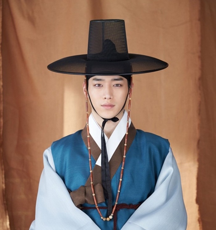 [임주환외] 갓 쓴 남자배우들 | 인스티즈