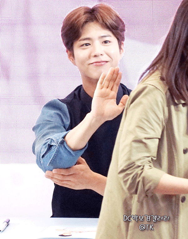 팬한테 거절당하는 연예인들.gif | 인스티즈