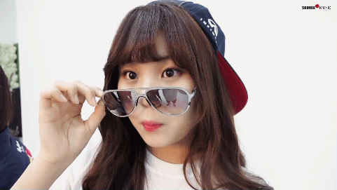 여자친구 엄지 | 인스티즈