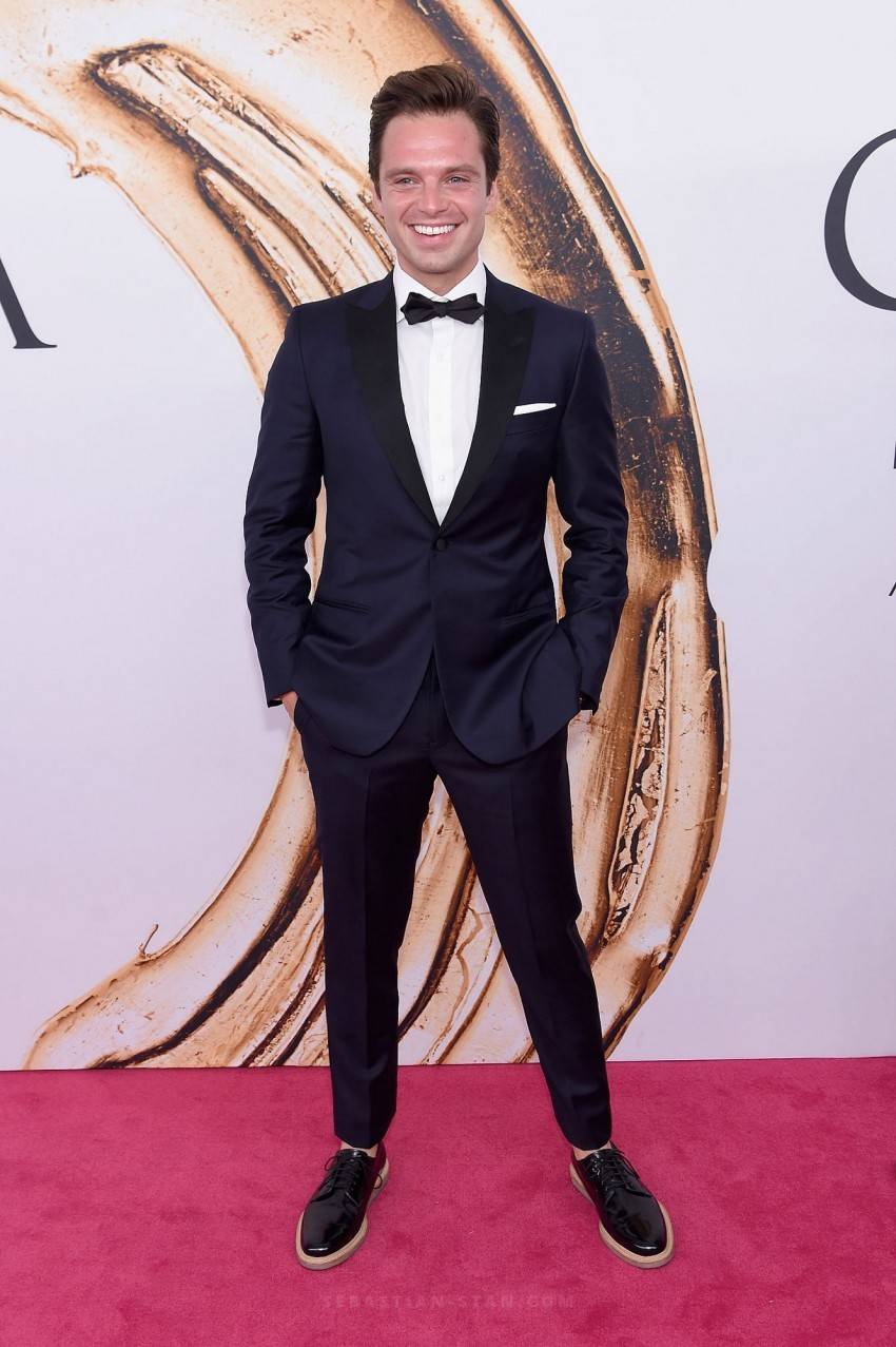 [세바스찬스탠] 패션디자이너협회 시상식에 온 모습 | 인스티즈