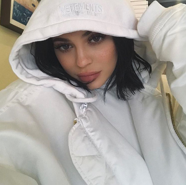 거의 가발을 애용하는 카일리의 진짜 자기머리.jpg | 인스티즈