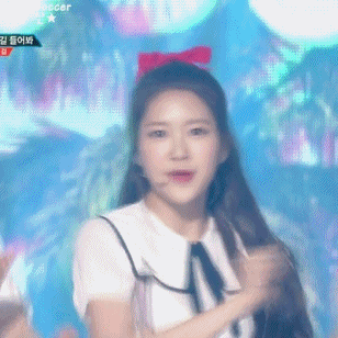 160805 뮤직뱅크 오마이걸 - 내 얘길 들어봐(A-ing).gif | 인스티즈