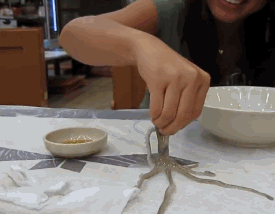 호불호 갈리는 술안주.GIF[데이터주의] | 인스티즈