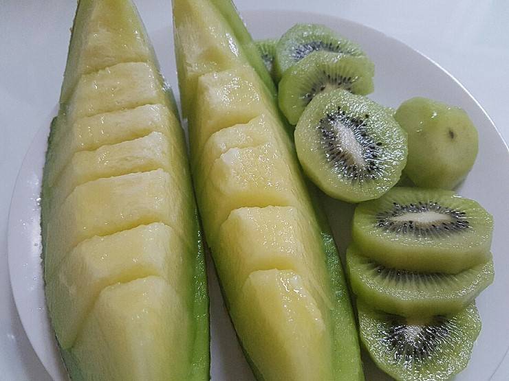 혼술 최고의 안주 | 인스티즈