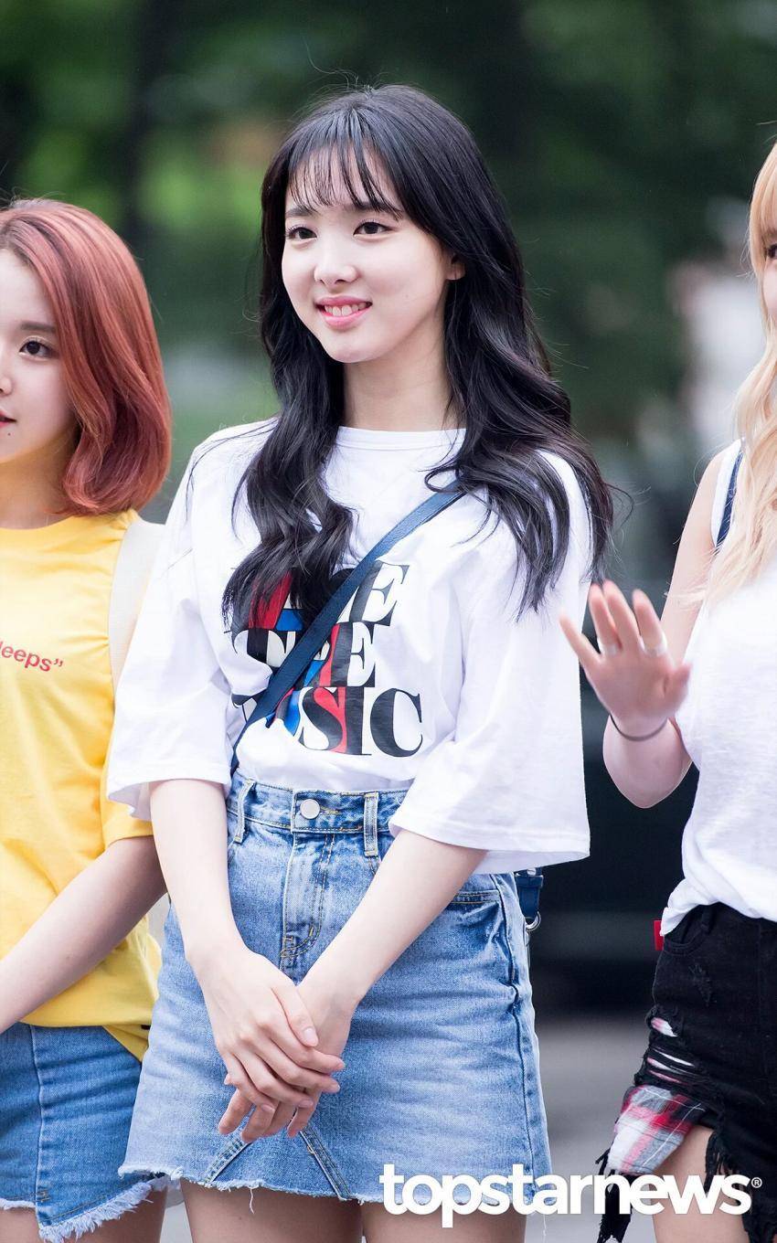 [트와이스] 뮤뱅 출근길 | 인스티즈