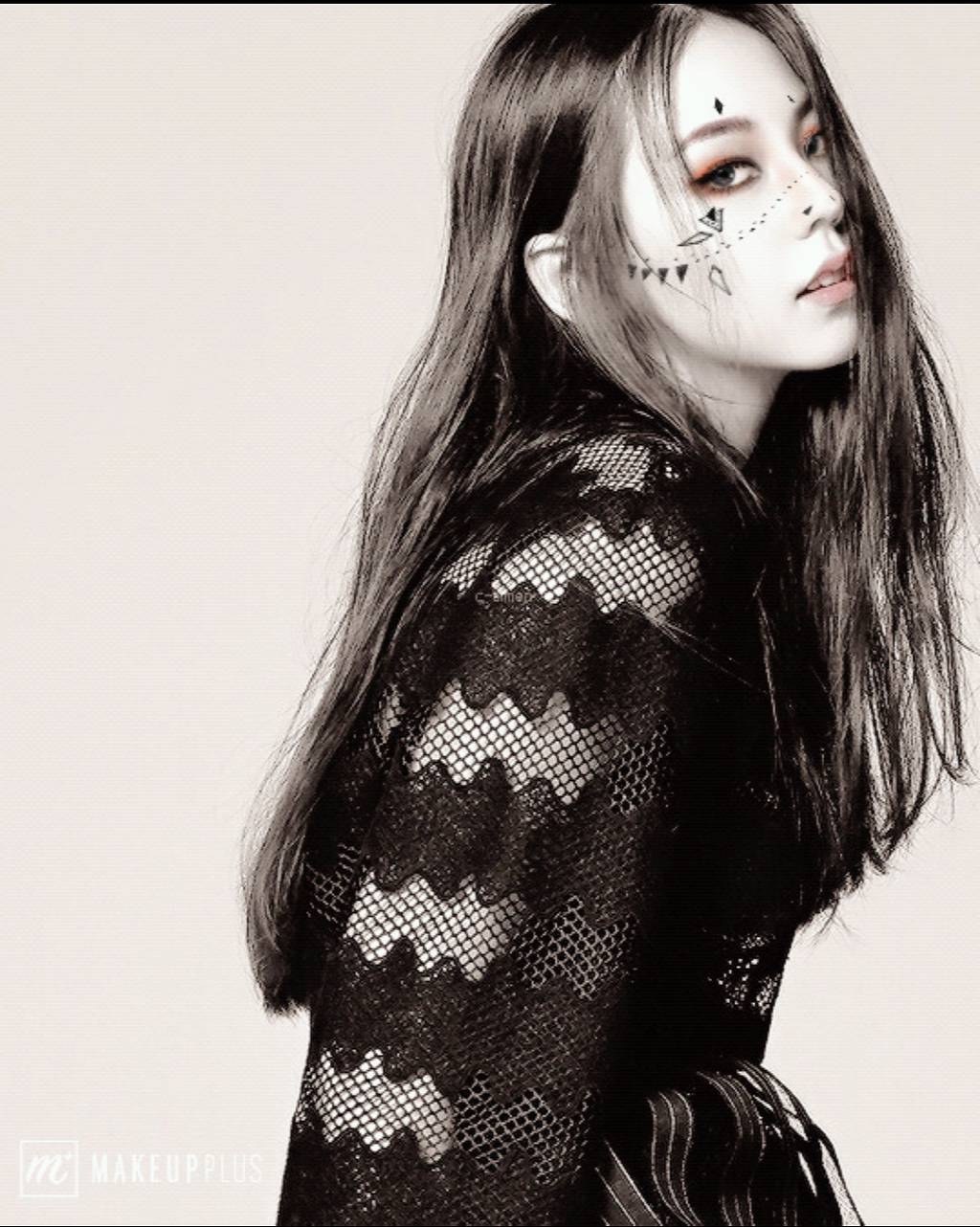 불과 3개월전에 유행하던 메이크업 어플 | 인스티즈