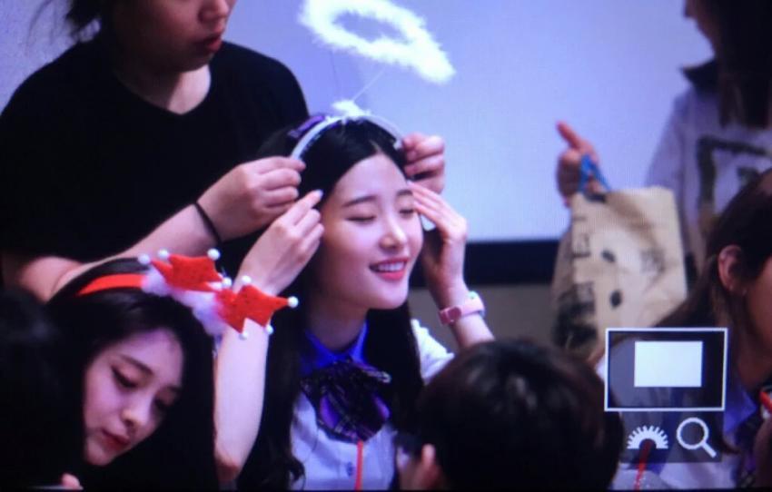 정채연 팬들이 심장을 부여잡고 쓰러진이유 | 인스티즈