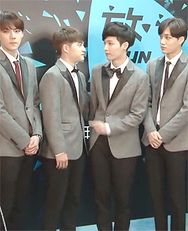 남자아이돌의 흔한 장난 | 인스티즈