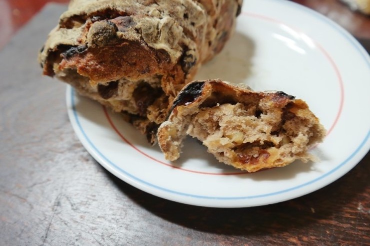  호불호 어마어마하게 갈리는 빵 속 건포도 | 인스티즈