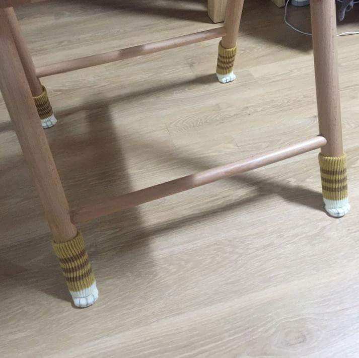 의자 다리에 씌우는 고양이 발 모양 양말 | 인스티즈