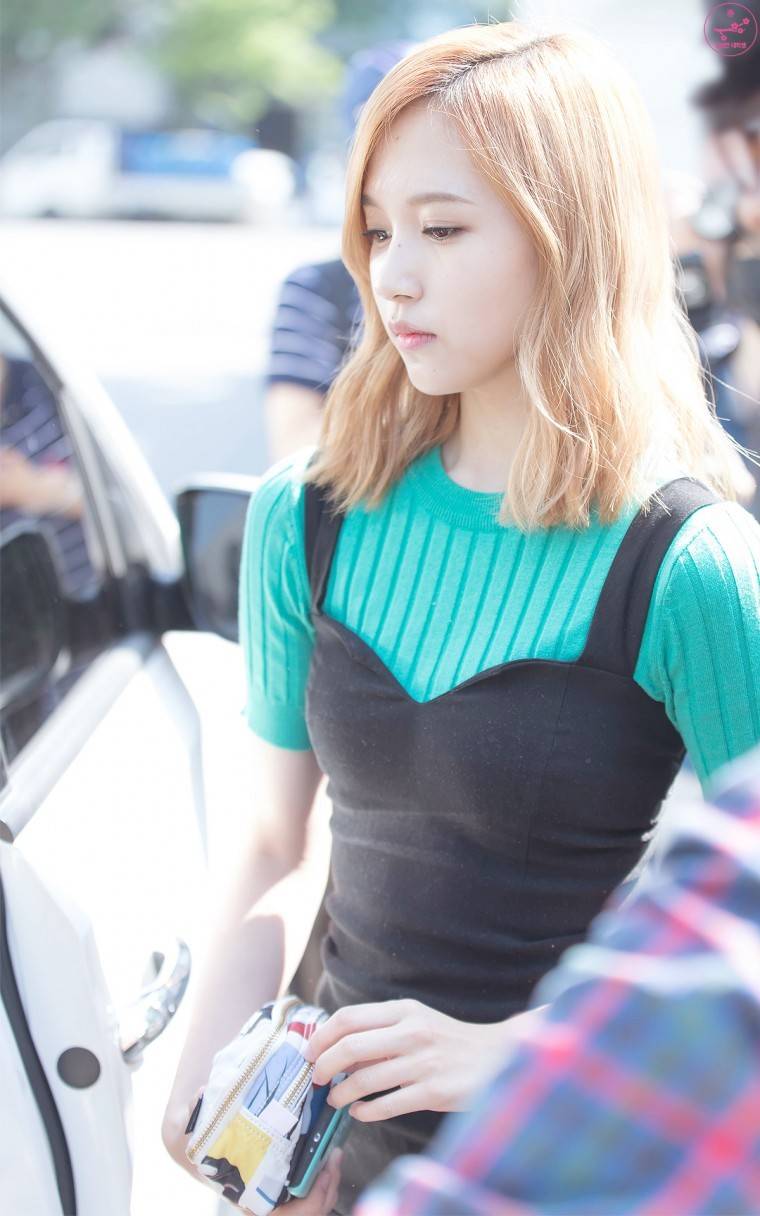 160520 뮤직뱅크 출근길 트와이스 미나 | 인스티즈