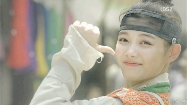 [구르미그린달빛] 여주인공 김유정 .GIF | 인스티즈