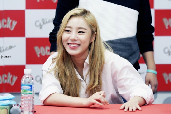 노래 잘하고 매력있는 마마무 휘인 | 인스티즈