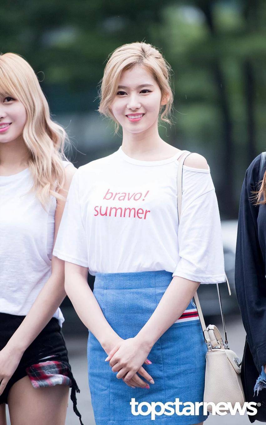 [트와이스] 뮤뱅 출근길 | 인스티즈