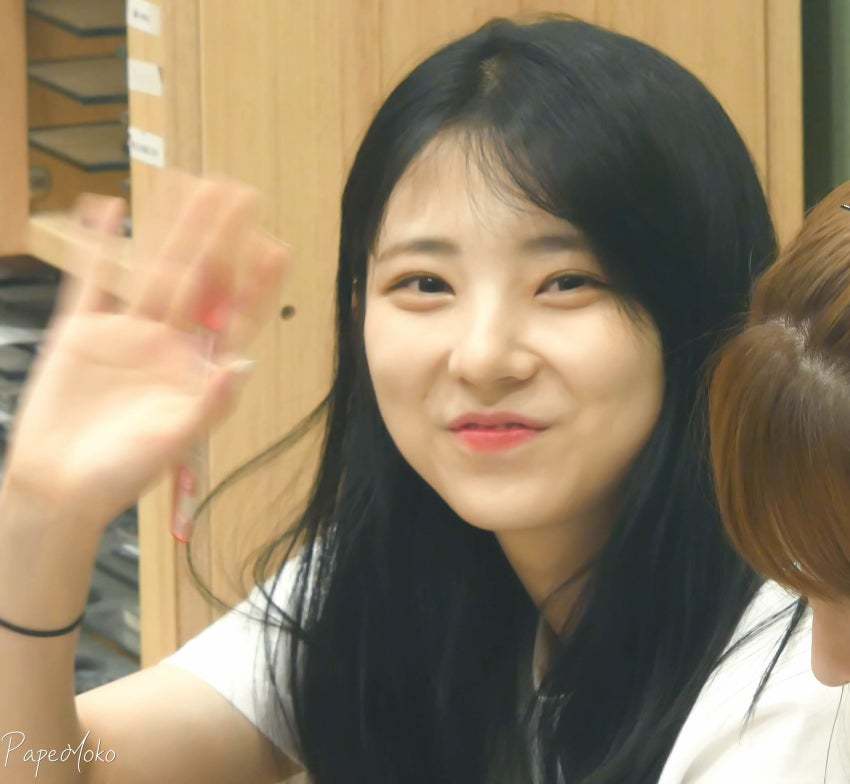 [I.B.I] 흑발염색후 청순미 터지는 이수현 | 인스티즈