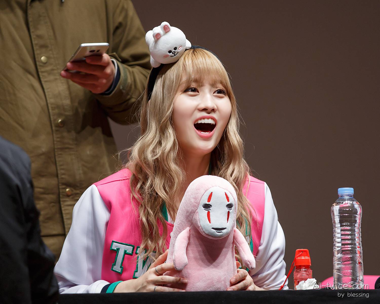 트와이스 복숭아 모모 | 인스티즈