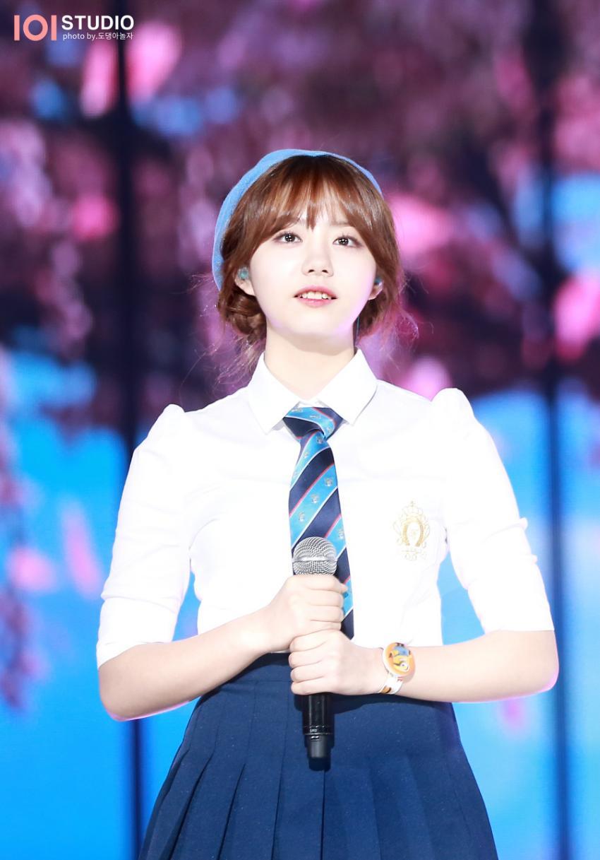 미묘 열일하는 김소혜.jpg | 인스티즈