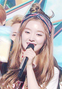 머리띠 한 아이린.gif | 인스티즈