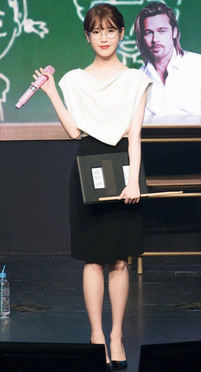 선생 이지은(25세) | 인스티즈