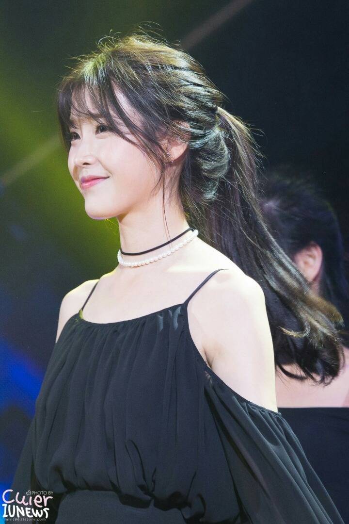 중국에 간 아이유.jpg | 인스티즈