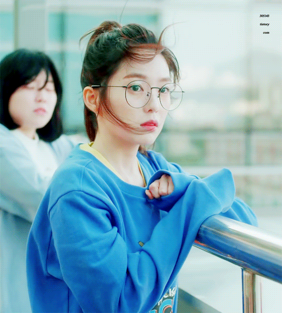 안경쓴 아이린.GIF | 인스티즈