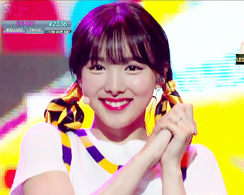 [트와이스] 혼자서도 잘노는 귀여운 바보 나연이 | 인스티즈