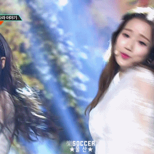 [데이터주의] 170106 뮤뱅 에이프릴 - 봄의 나라 이야기.gif | 인스티즈