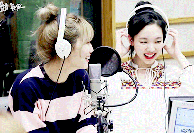 [트와이스] 볼륨을 높여요 너무 이쁜 나연이랑 모모 | 인스티즈