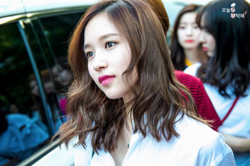 뮤직뱅크 출근길 미나 | 인스티즈