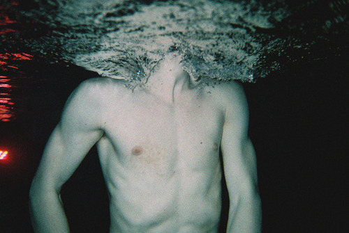  나는 자살할 수 있는 식물이 아니오,단지 관심을 끌고 싶었소 | 인스티즈