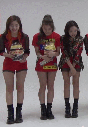 매력이 너무 많은 사나.gif | 인스티즈