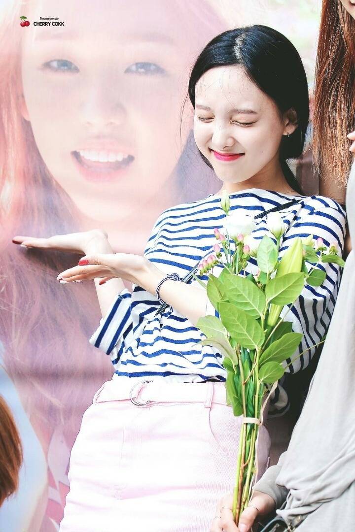 트와이스의 맏언니 나연 (데이터주의) | 인스티즈