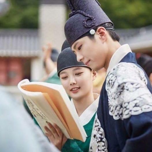 [구르미그린달빛] 여주인공 김유정 .GIF | 인스티즈