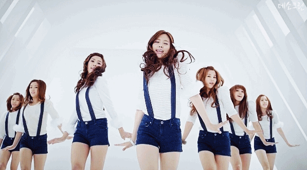 활동기도 아닌데 눈치없이 열일하는 걸그룹 멤버 2명 | 인스티즈