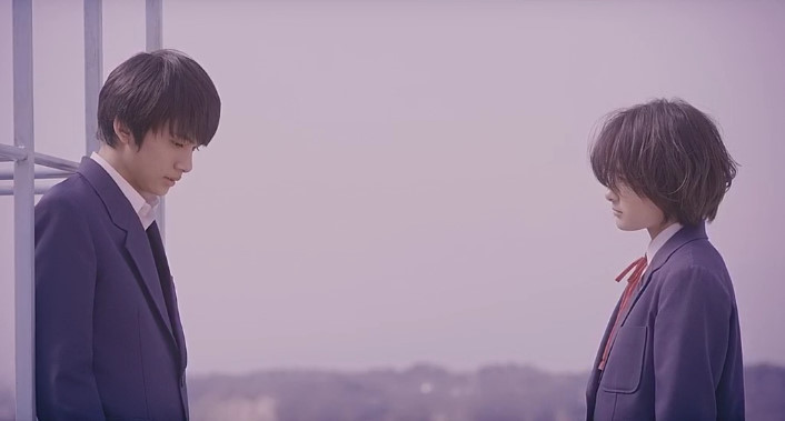 한 소녀가 전학을 왔다.... | 인스티즈