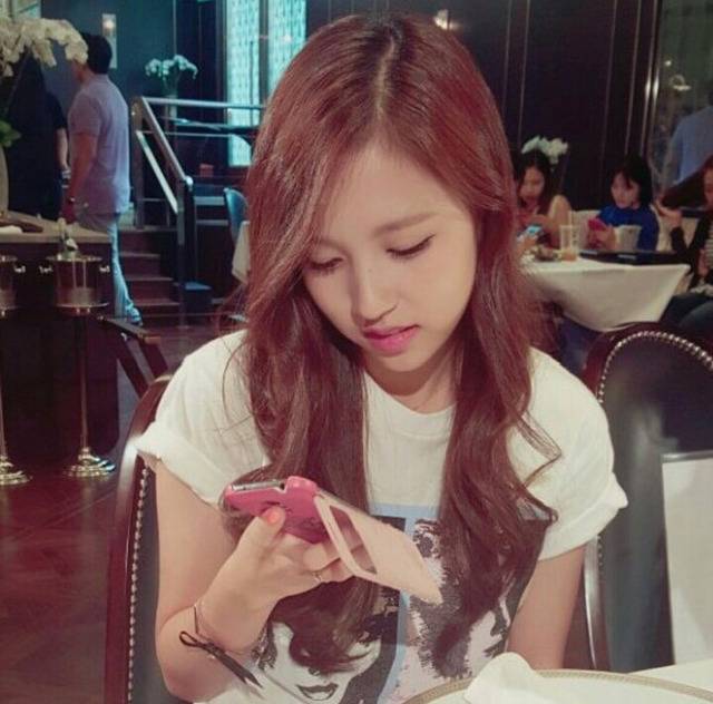 다들 못자게 트와이스 미나 투척 (ㅋㅋㅋㅋㅋ) | 인스티즈