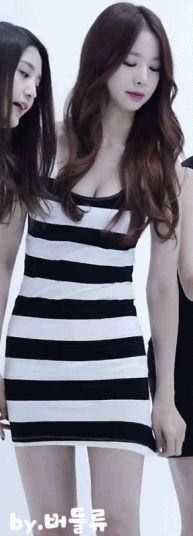 솔지 좋아하는 사라암??? .gif | 인스티즈