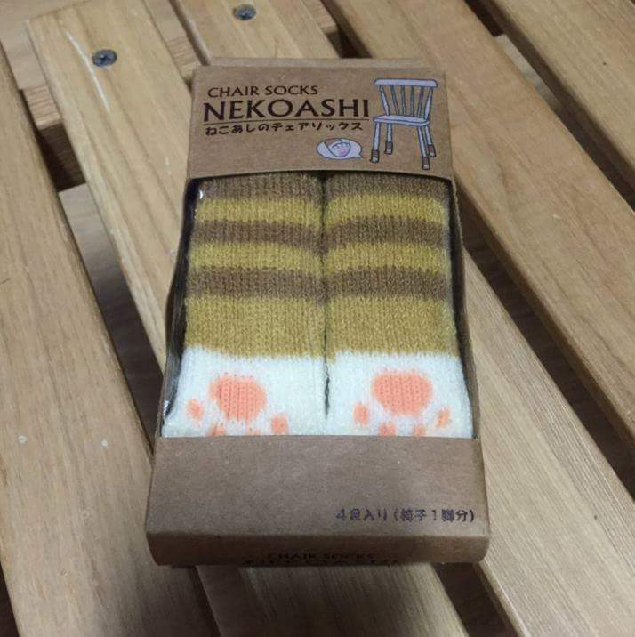 의자 다리에 씌우는 고양이 발 모양 양말 | 인스티즈